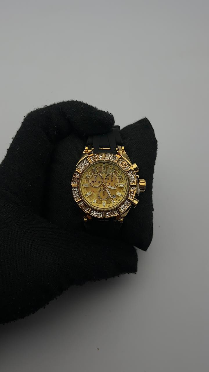 INVIC DAMA GOMA/NEGRO CARA/DORADA BISEL DORADO/CUBANO