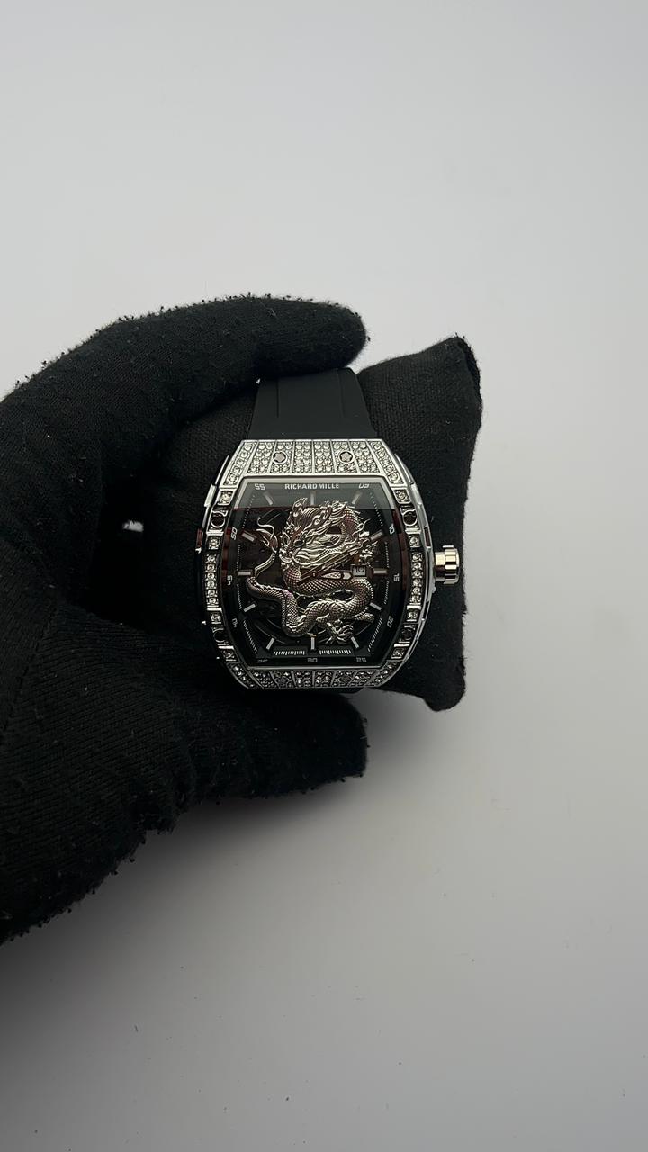 R. MILLE GOMA/NEGRA CARA/PLATEADA/DRGN BISEL/PLATEADO/CUBANO CAJA/PLANA