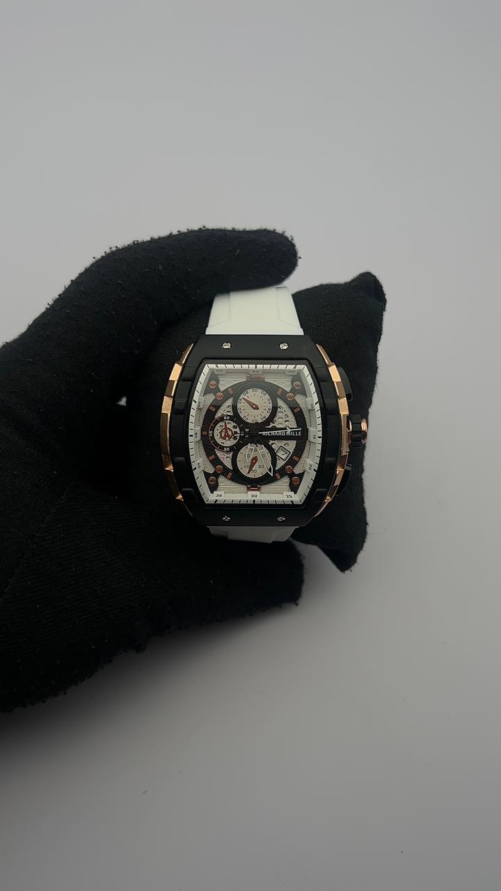 R. MILLE GOMA/BLANCO CARA/BLANCA/3 CRONOS BISEL/NEGRO/PALO ROSA CAJA/PLANA