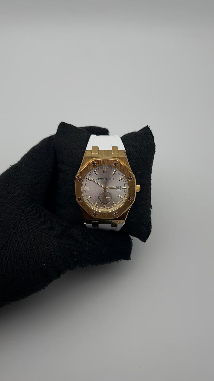AP DTS GOMA/BLANCO CARA/PLATEADA/1 CRONO BISEL/OCTAGONAL/DORADO