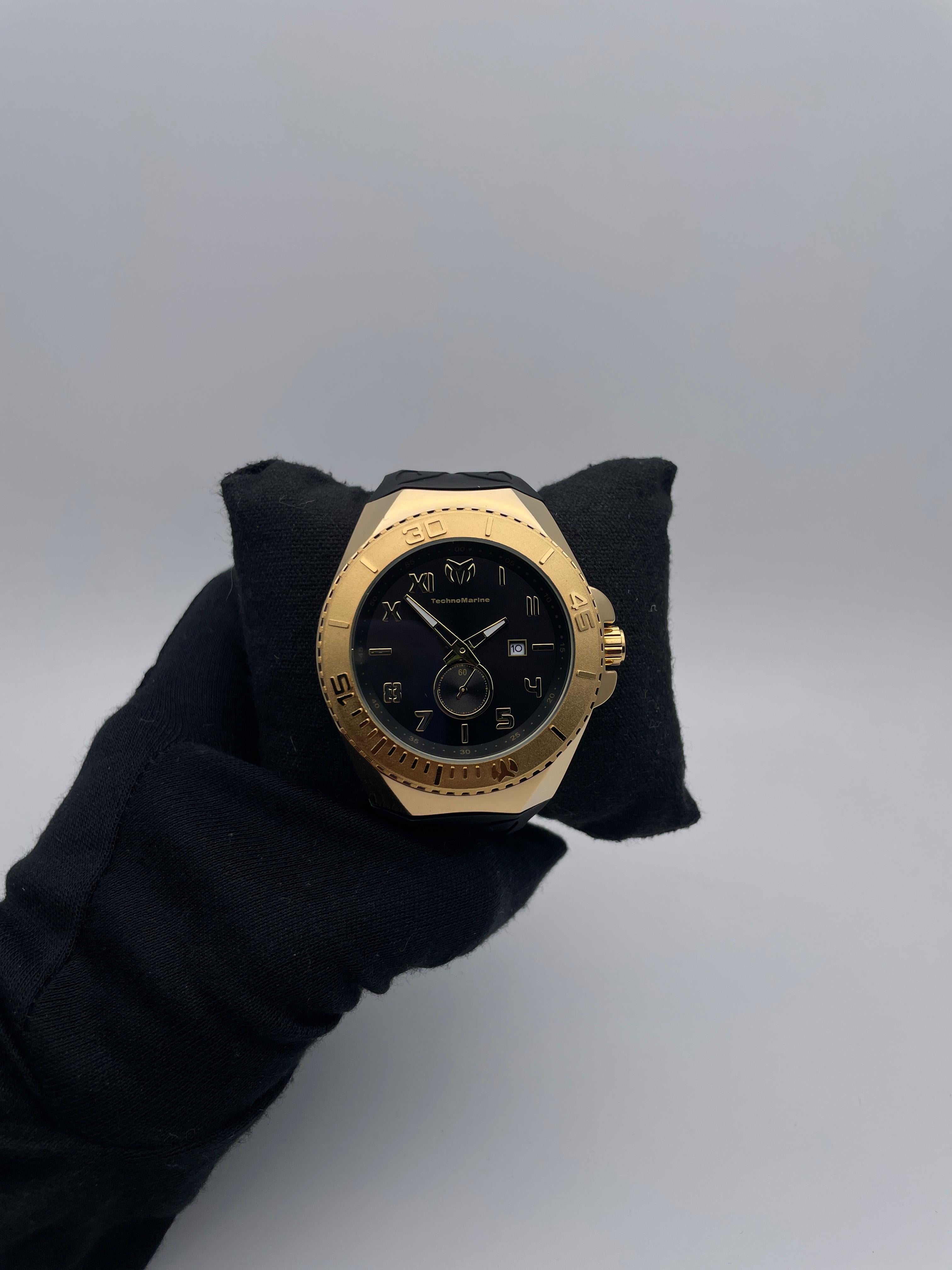 TECH. M 90054 GOMA/NEGRO/GRIS CARA/NEGRA/DORADA/CRONO BISEL/DORADO