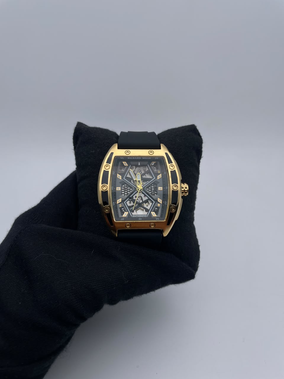 R MILLE AUTOMATICO GOMA/NEGRO CARA/NEGRA/PLATEADA BISEL/DORADO