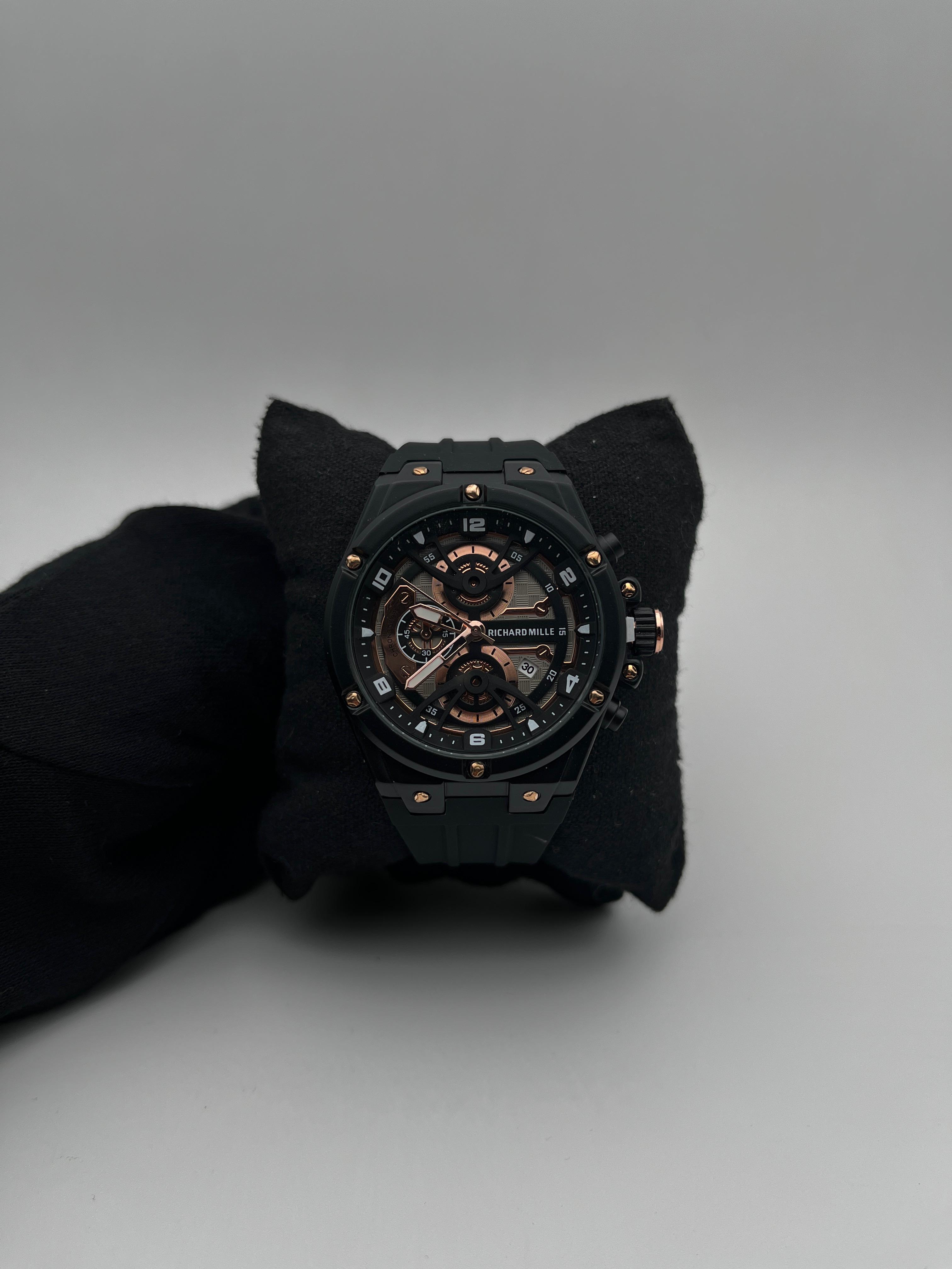 R MILLE RM 63 GOMA/NEGRO CARA/NEGRA/PALO ROSA/CRONO BISEL/NEGRO/REDONDO
