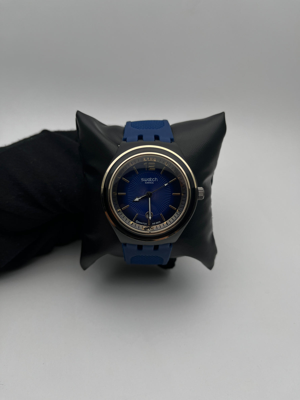 SWTCH DTS GOMA/AZUL CARA/AZUL BISEL/DORADO/NEGRO CAJA/NEGRA