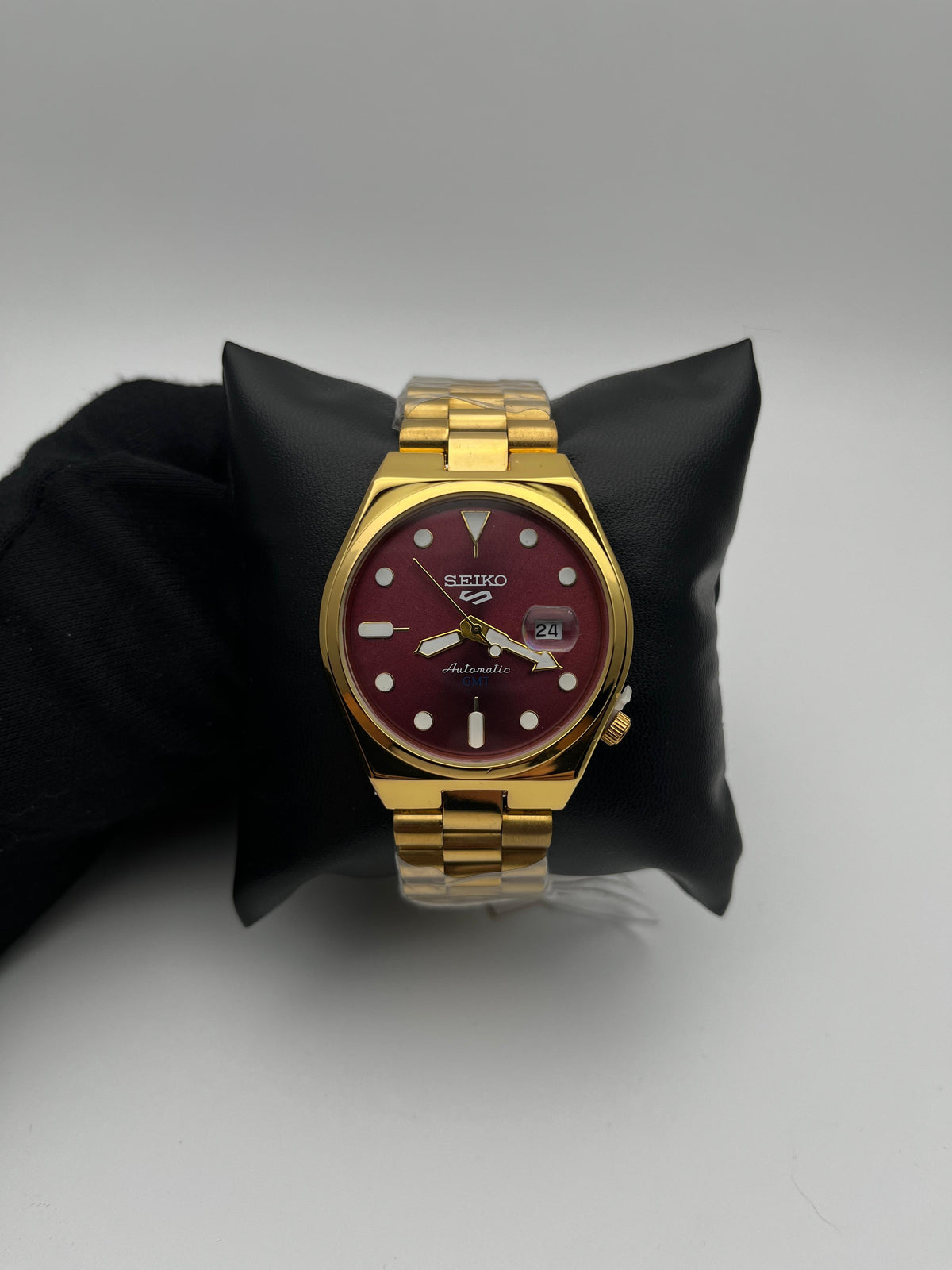 SKO GMT ACERO/DORADO CARA/ROJA BISEL/DORADO