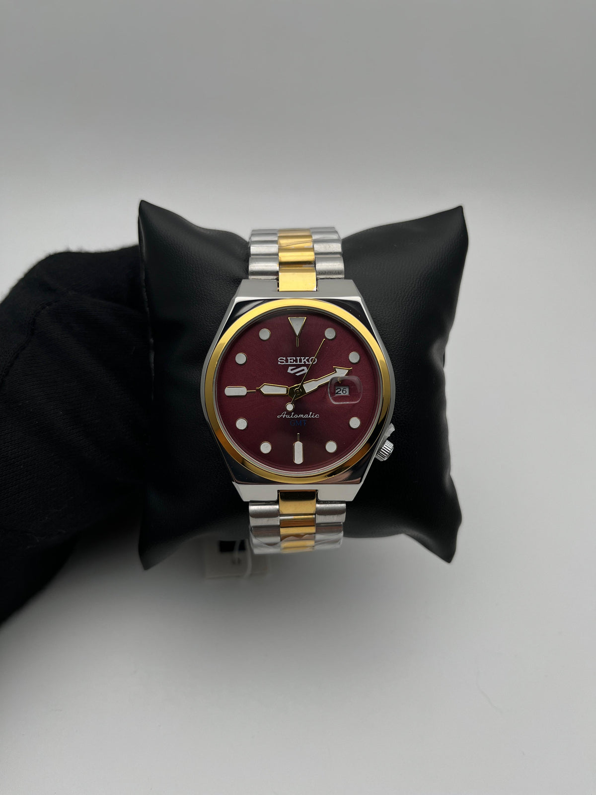 SKO GMT ACERO/BICOLOR CARA/ROJA BISEL/DORADO